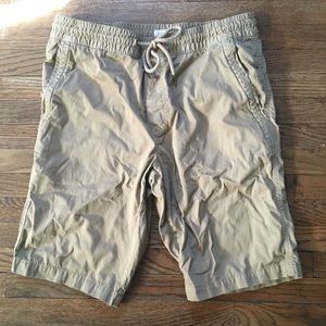 *DONATING!!* plz make any offers:) SHORTS by GAP